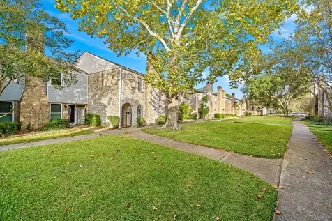 8726 Wilcrest Drive 8726 Houston TX 77099