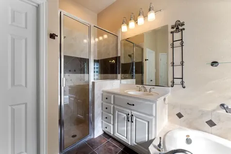 31 N Warbler Bend Circle The Woodlands TX 77382