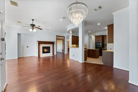 31 N Warbler Bend Circle The Woodlands TX 77382
