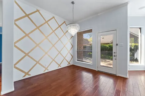 31 N Warbler Bend Circle The Woodlands TX 77382