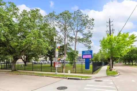 4958 Wigton Drive Houston TX 77096