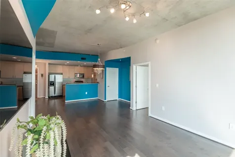 5925 Almeda Road 11814 Houston TX 77004