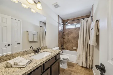 3414 Old Holly Drive Pearland TX 77584