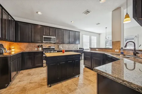 3414 Old Holly Drive Pearland TX 77584