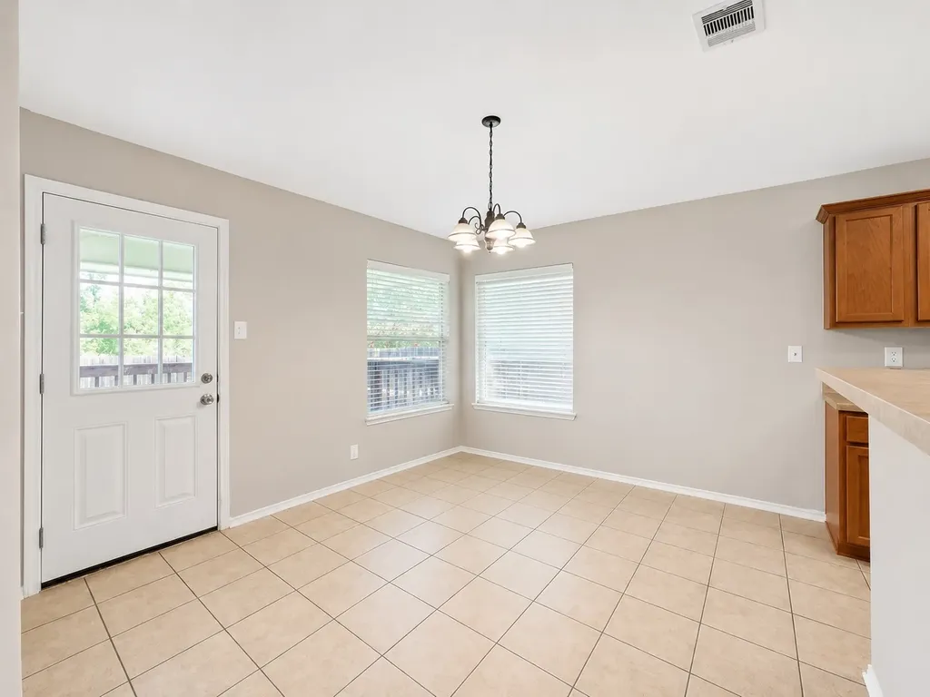 9430 Anderson Way Converse TX 78109