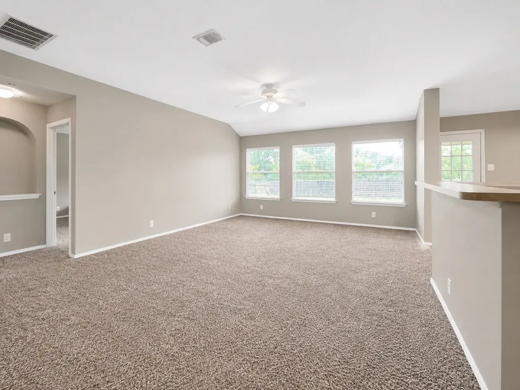 9430 Anderson Way Converse TX 78109