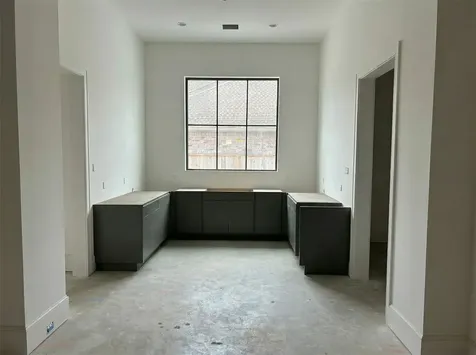 10722 Old Coach Lane Hunters Creek Village TX 77024
