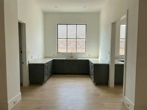10722 Old Coach Lane Hunters Creek Village TX 77024