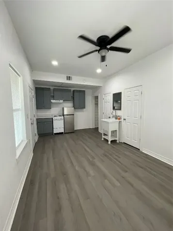 2302 Avenue H Unit 14 Rosenberg TX 77471