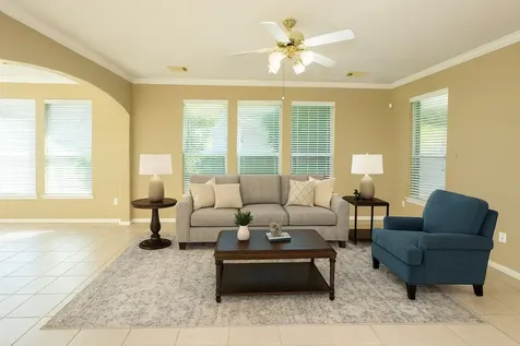 51 N Country Gate Circle Conroe TX 77384