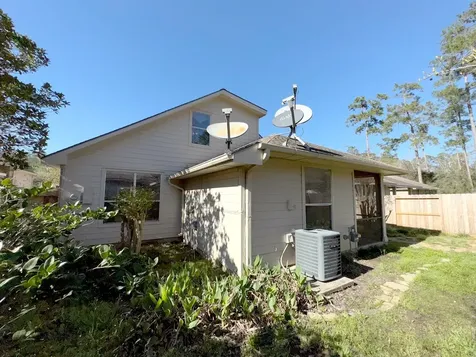 51 N Country Gate Circle Conroe TX 77384