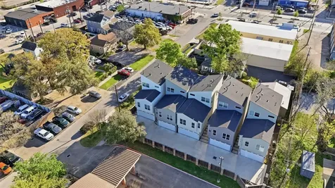 732 W 17th Street Houston TX 77008