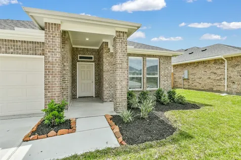 3018 King Oaks Street Baytown TX 77251