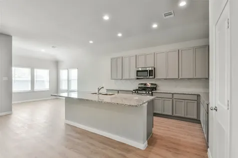 3018 King Oaks Street Baytown TX 77251