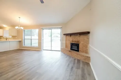5014 Meadow Crest Street La Porte TX 77571