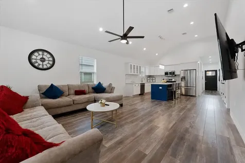 4547 Newberry Street Houston TX 77051