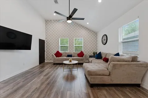 4547 Newberry Street Houston TX 77051