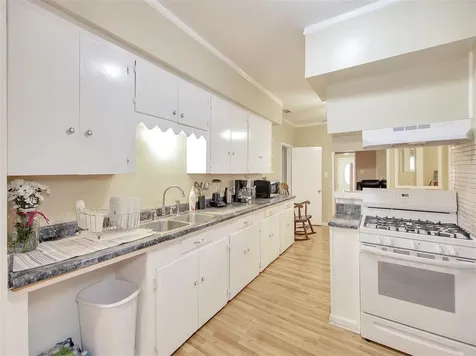 5207 Mccormick Street Houston TX 77023