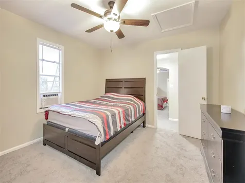 5207 Mccormick Street Houston TX 77023