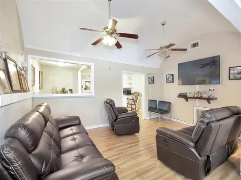 5207 Mccormick Street Houston TX 77023
