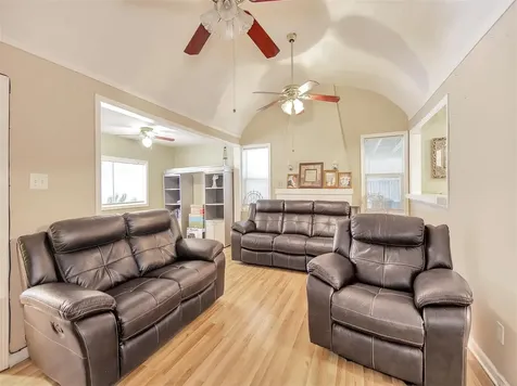 5207 Mccormick Street Houston TX 77023