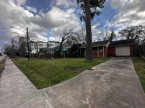 1240 W 26th Street Houston TX 77008