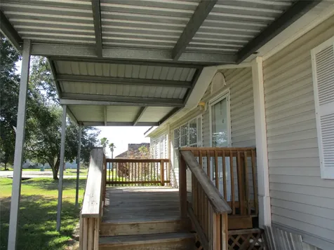 19168 County Road 669e Alvin TX 77511