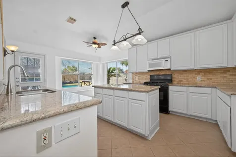 15619 Winding Valley Drive Houston TX 77095