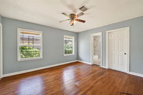 5934 Belmark Street Houston TX 77033