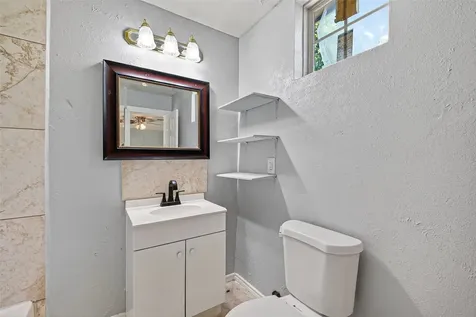 5934 Belmark Street Houston TX 77033