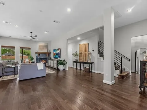 720 Mountain View Drive Montgomery TX 77356