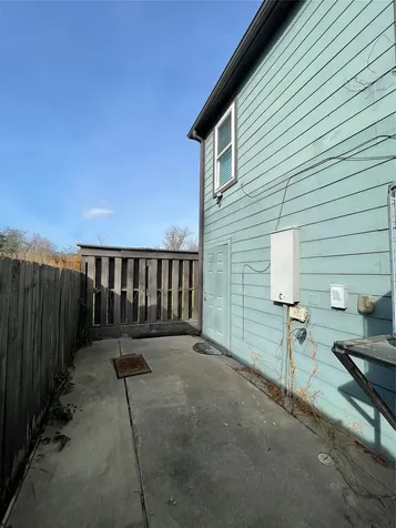 434 Lenard Street F Houston TX 77009