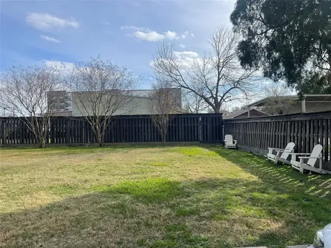 434 Lenard Street F Houston TX 77009