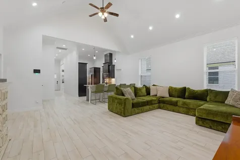 409 Little Spring Court Anahuac TX 77514