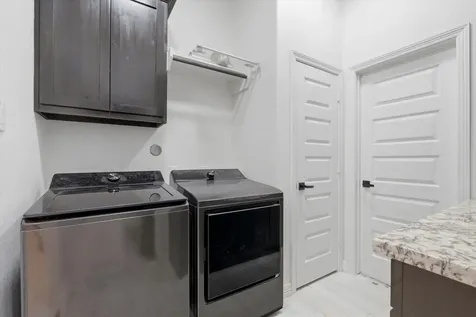 409 Little Spring Court Anahuac TX 77514