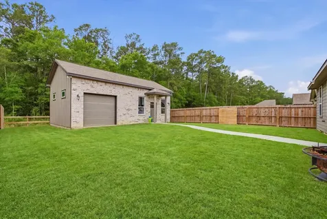 409 Little Spring Court Anahuac TX 77514