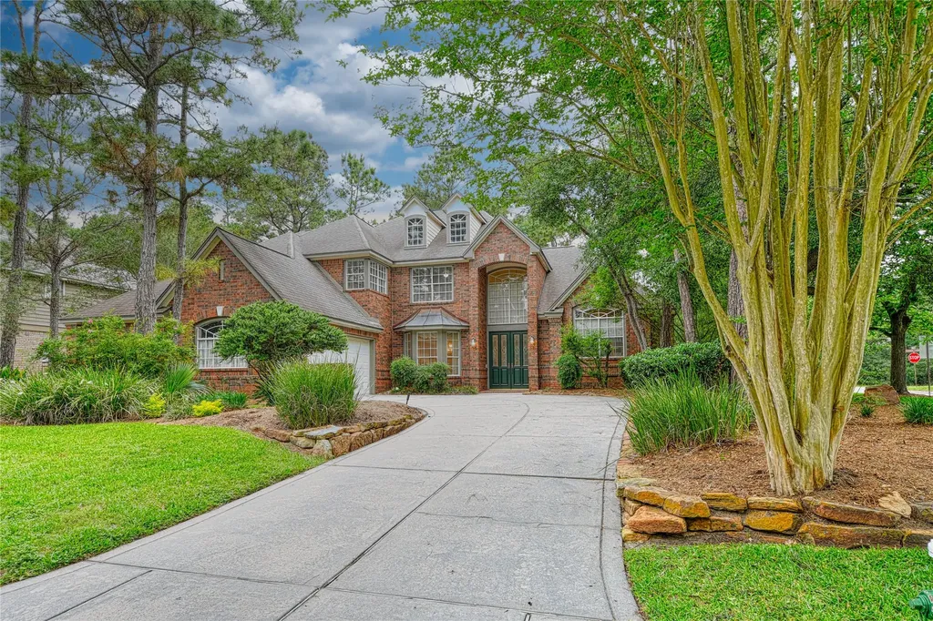 2 Woodmere Place Spring TX 77381