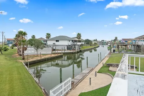 1503 Blue Water Drive Freeport TX 77541