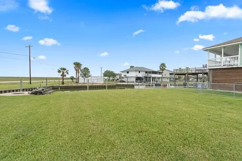 1503 Blue Water Drive Freeport TX 77541