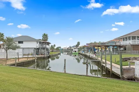 1503 Blue Water Drive Freeport TX 77541