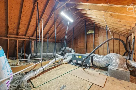 5610 County Road 823 West Columbia TX 77486