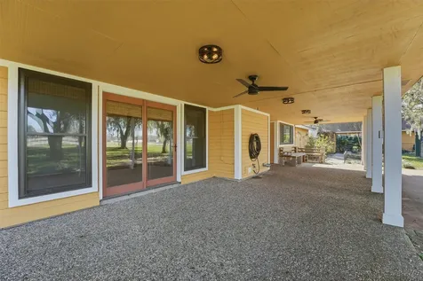 5610 County Road 823 West Columbia TX 77486