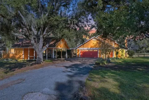 5610 County Road 823 West Columbia TX 77486