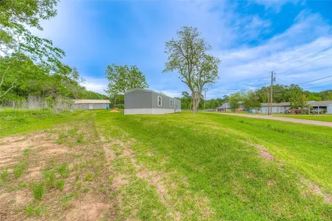 275 Adams Arcade Livingston TX 77351