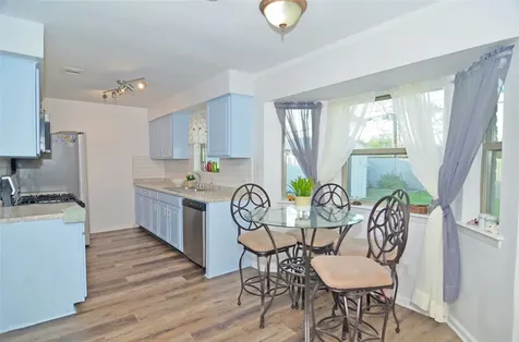 1716 Dolphin Drive Seabrook TX 77586
