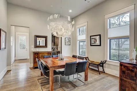 5655 Locke Lane Houston TX 77056