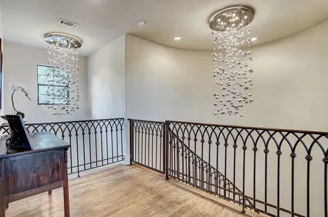5655 Locke Lane Houston TX 77056