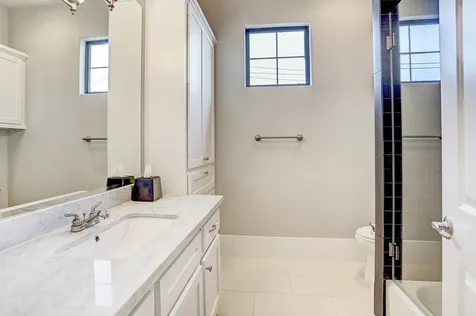 5655 Locke Lane Houston TX 77056