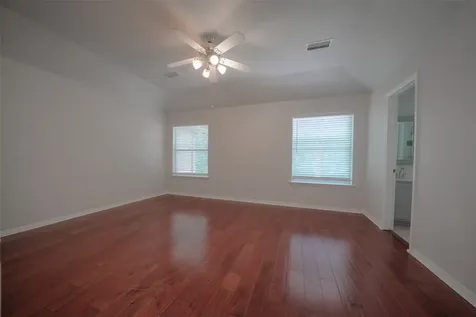 23 Endor Forest Place The Woodlands TX 77382