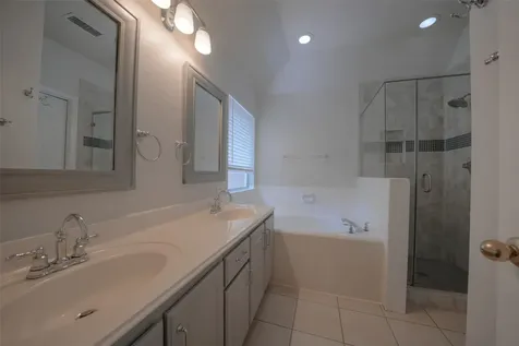 23 Endor Forest Place The Woodlands TX 77382